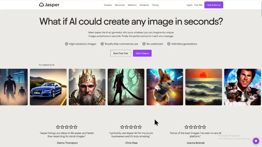Imagen que resalta cómo Jasper AI ofrece sugerencias de SEO y optimiza automáticamente el contenido para mejorar la visibilidad y el alcance en motores de búsqued
