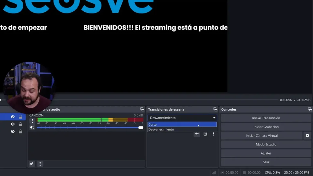 Imagen ilustrativa del menú de transiciones de escena en OBS Studio, mostrando opciones como fundido, corte, barrido y más. Aprende a configurar y personalizar transiciones para lograr cambios fluidos y profesionales en tus transmisiones en vivo y grabaciones